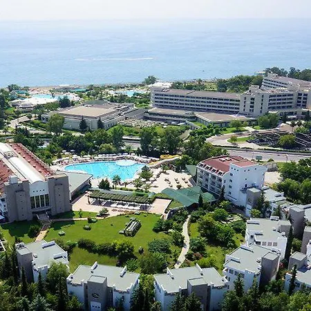 Resort Greenwood 4*