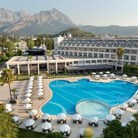 Semesteranläggning (resort) Greenwood 4*